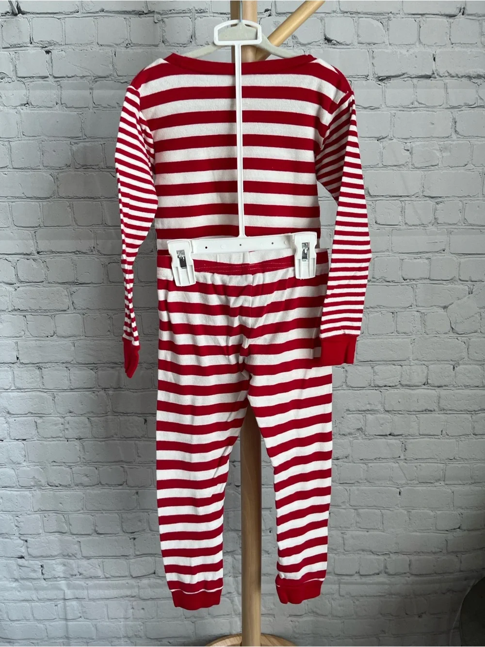 ⭐️⭐️PICK 5 / $20 Carter's Kids Red & White Striped Pajama Set
